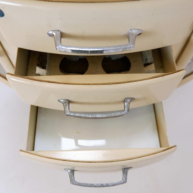 Girator Rotating Dentist Cabinet by Leon Martin, Paris, 1950s For Sale - Image 6 of 16