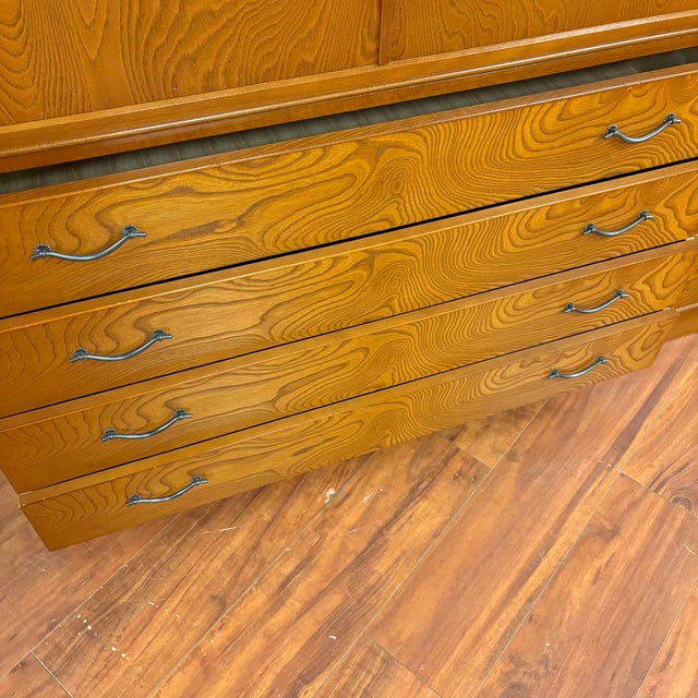 Large 1980s Japanese Tansu Chest Cabinet With Beautifully Figured Wood For Sale In Seattle - Image 6 of 18
