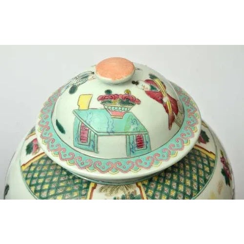 Chinese Porcelain Vases, Set of 2 For Sale - Image 3 of 10