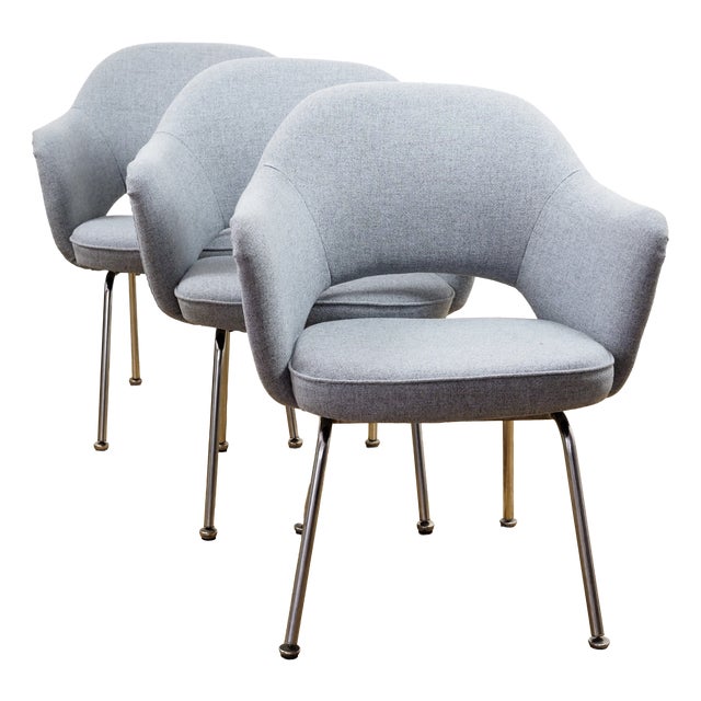Conference Armchairs by Eero Saarinen for Knoll International, Set of 3 For Sale