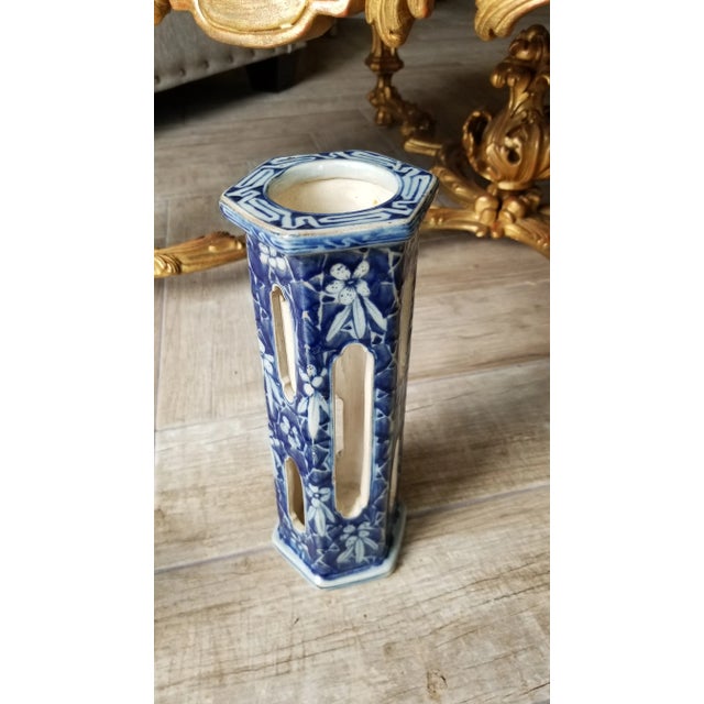 Antique Blue and White Hexagon Shaped Japanese Hat or Wig Stand For Sale - Image 10 of 10