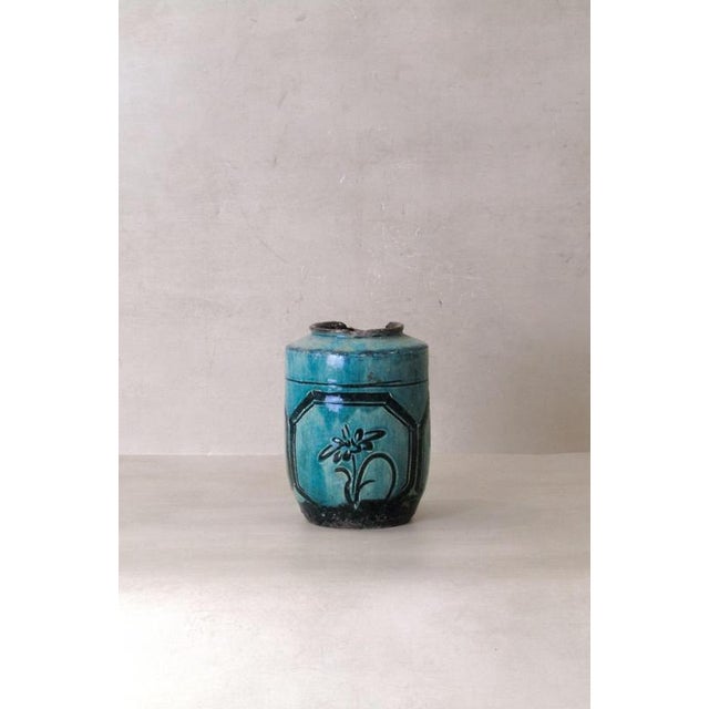 Vintage Emerald Green Pot For Sale - Image 6 of 6