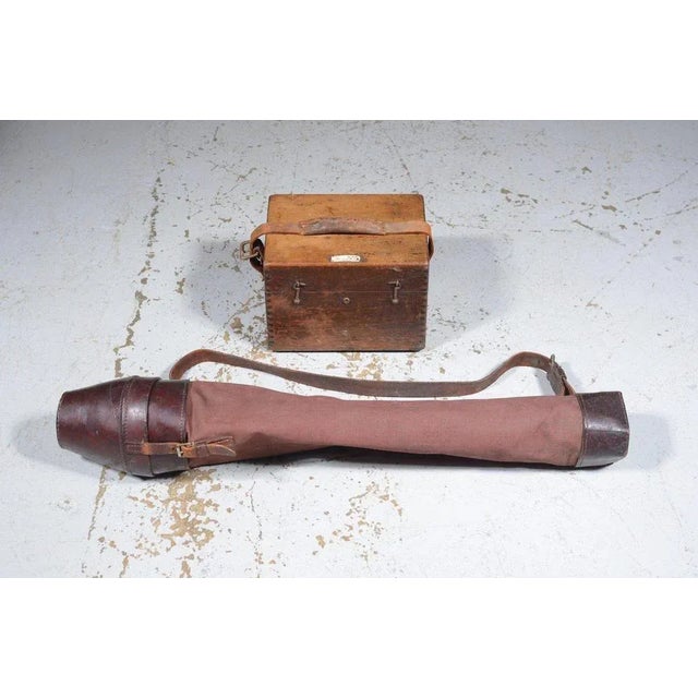 British Theodolite Mounted on Military Tripod from Berger & Sons, 1940s For Sale - Image 6 of 7