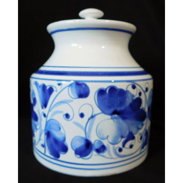 Italian Vintage Italian Blue & White Hand Painted Art Pottery Cannister Ginger Jar With Lid For Sale - Image 3 of 9