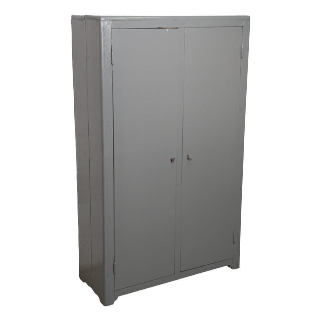 Curved Workshop Locker in Wood, 1950s For Sale