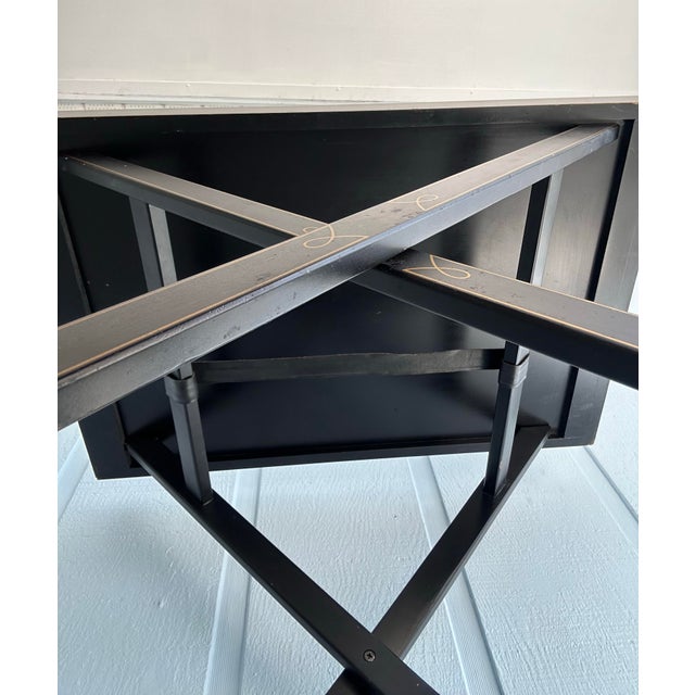 1940s English Regency Butler Tray Table-Early Victorian Black Japanned Lacquer Wooden Drink Table-Hand Painted Removable Top-X Shape Folding Stand For Sale - Image 12 of 12