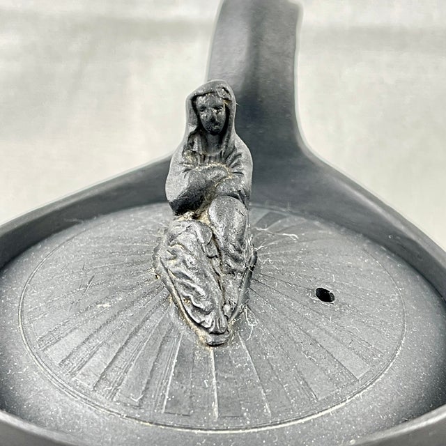 English Adams Black Basalt Neoclassical Widow Teapot, Circa 1790 For Sale - Image 3 of 12