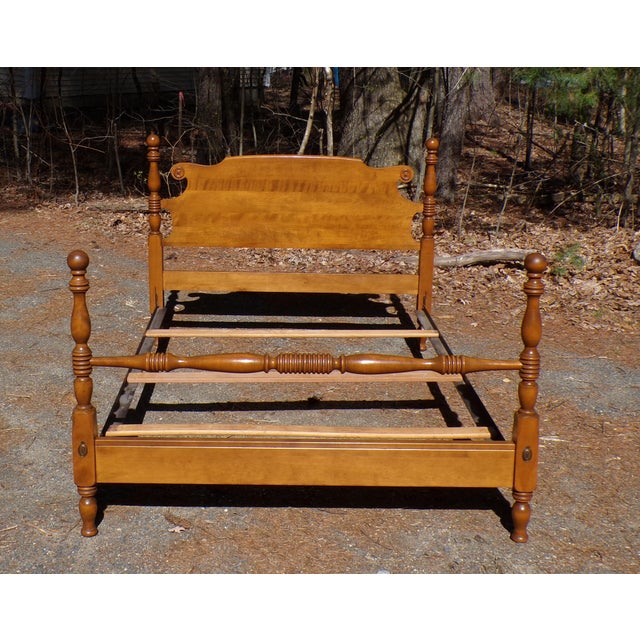 Vintage Ethan Allen Baumritter Solid Maple Full Double Cannonball Poster Bed For Sale - Image 10 of 17