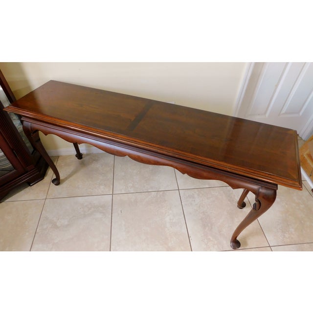 Ethan Allen Court Queen Anne Solid Cherry Wood Console Table