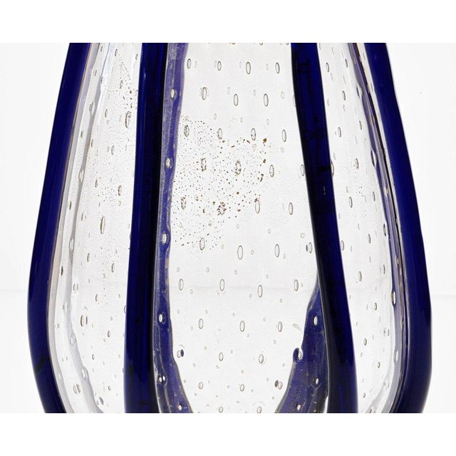Blue Large Murano Vase with Baloton Bubbles in Gold Leaf and Cobalt Blue Beads, 1960 For Sale - Image 8 of 18