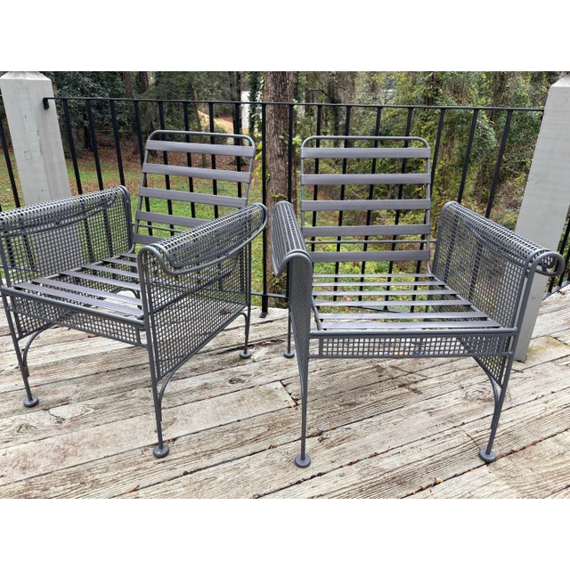 Slate Gray Russell Woodard Sculptura Pool Side Dining Table & 4 Chairs, Attributed For Sale - Image 8 of 10