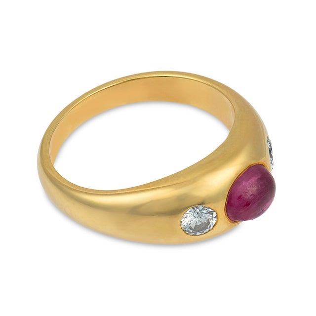 Vintage Ruby Diamond Bezel Set 18k Yellow Gold Ring, Size 5.5 For Sale - Image 4 of 6