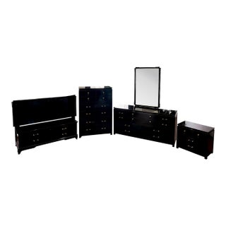 Vintage Lane Black Lacquer Hollywood Regency Queen Bedroom Suite With Matching Cedar Chest For Sale