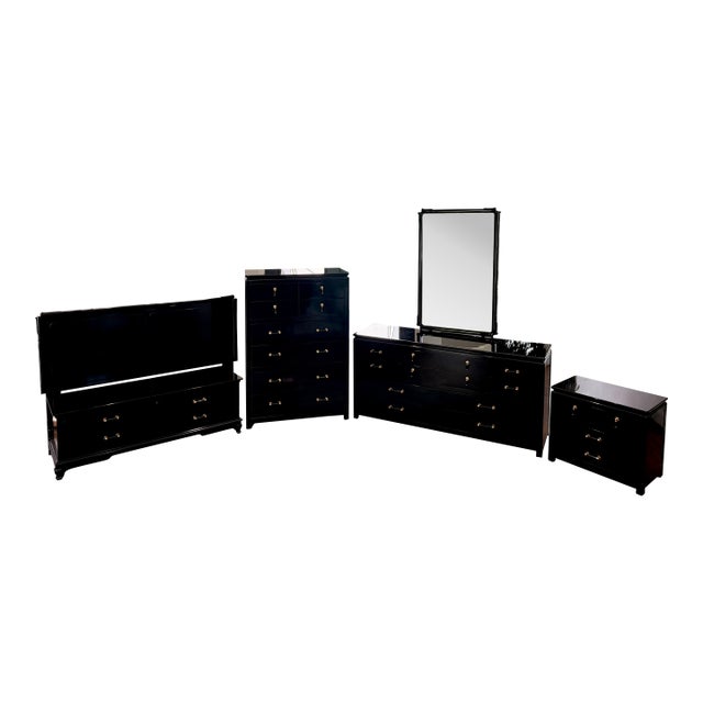 Vintage Lane Black Lacquer Hollywood Regency Queen Bedroom Suite With Matching Cedar Chest For Sale