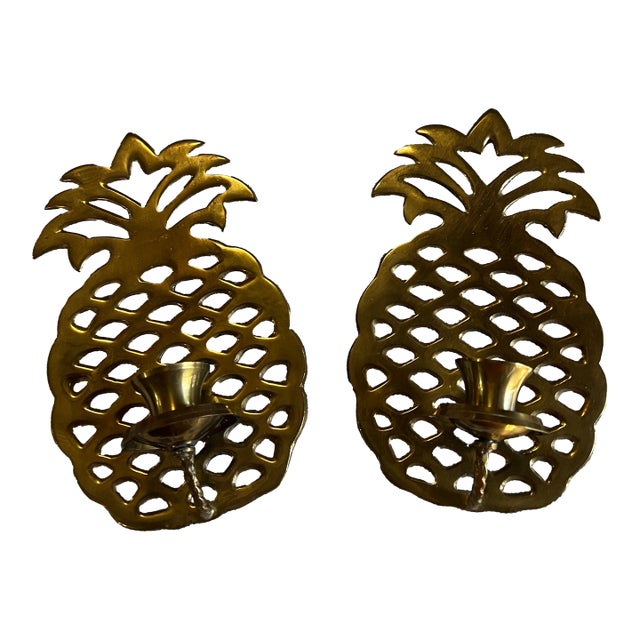 1970s Pair of Southern Brass Pineapple Candle Sconces For Sale