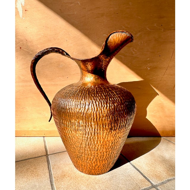 Large Jug Vase in Embossed Copper attributed to Egidio Casagrande, Italy, 1950s For Sale - Image 15 of 15