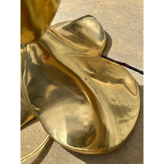 1970s Pair of Sculptural Mid-Century Table Lamps With Lucite-Style Shades & Brass Bases For Sale - Image 13 of 18