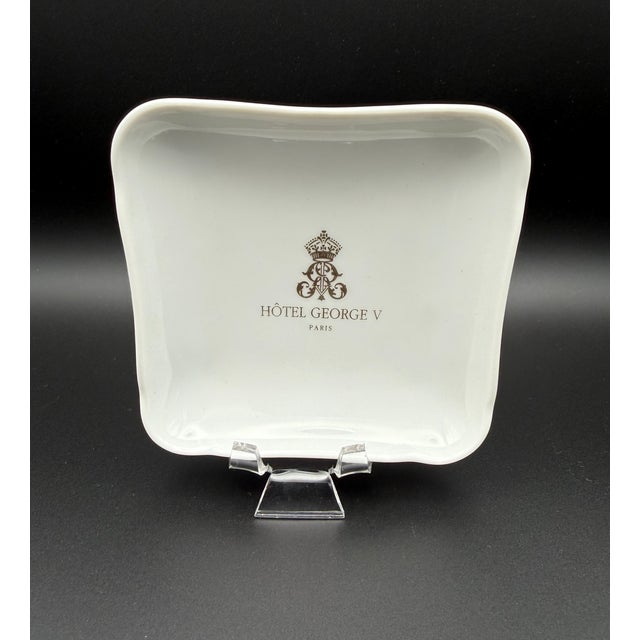 Modern George v Paris Porcelain Vide-Poche Catchall For Sale - Image 3 of 6
