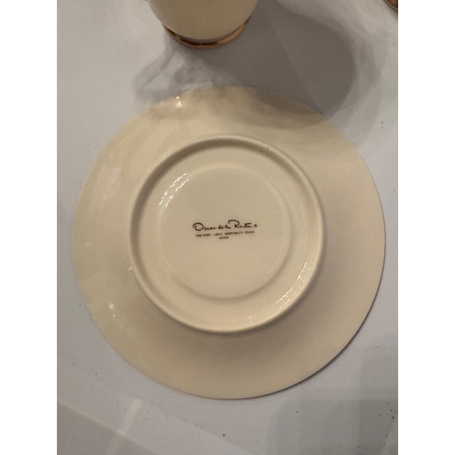 Metal 1980s Oscar De La Renta “Hospitality Peach” Ivory Demitasse Cups & Saucers – Set of 2 For Sale - Image 7 of 11