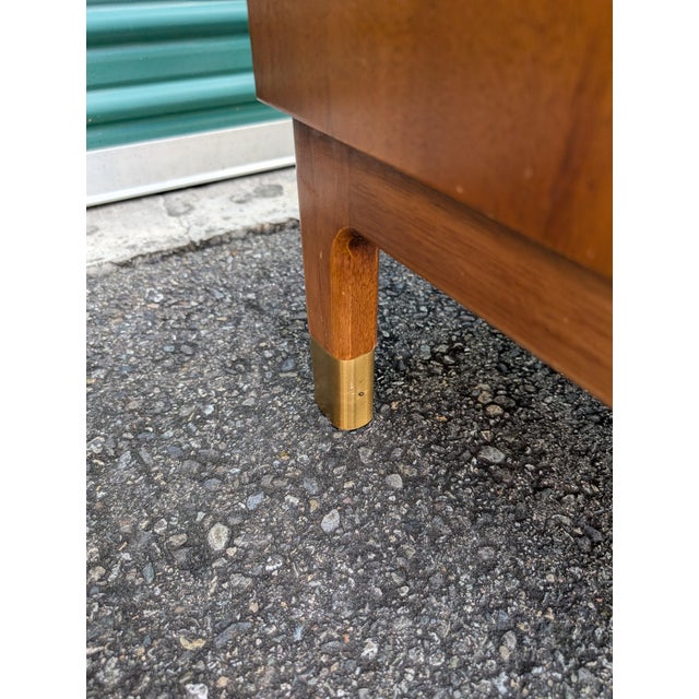 Drexel Cascade Vintage Mid Century Modern Walnut Finish 5 Drawer Chest Dresser For Sale - Image 12 of 13