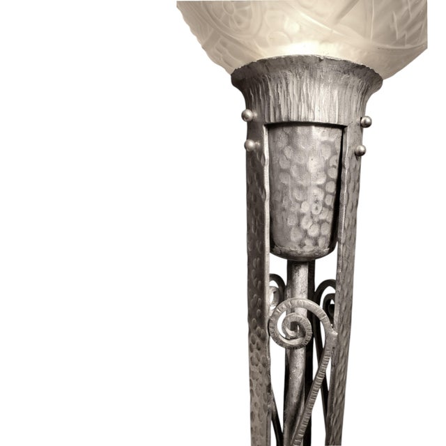 French Art Deco Nickeled Iron and Art Glass Floor Lamp Signed Muller Freres 1930 For Sale - Image 10 of 12
