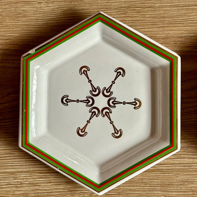 White Vintage 1970s Gucci Horsebit Porcelain Hexagon 4 Appetizer Coaster Plate Set in Leather Case For Sale - Image 8 of 12