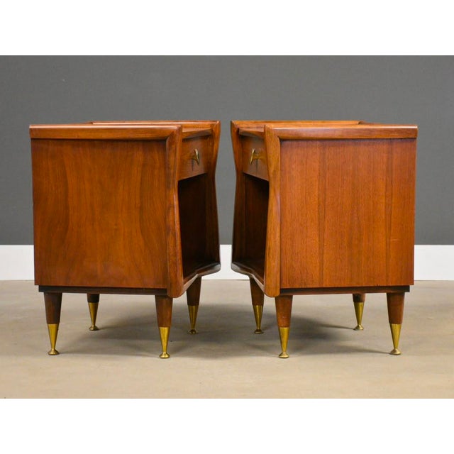 Mid-Century Modern 1960s Walnut Nightstands by Kent Coffey the Sharon - A Pair For Sale - Image 3 of 10