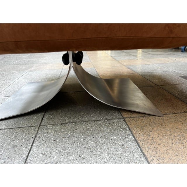 Set of Alta Armchair with Ottoman by Oscar Niemeyer, 1970s For Sale - Image 10 of 11