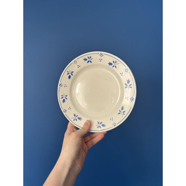 Vintage Camille Pattern Dessert Plates by Sarreguemines & Digoin, 1950s, Set of 6 For Sale - Image 3 of 7