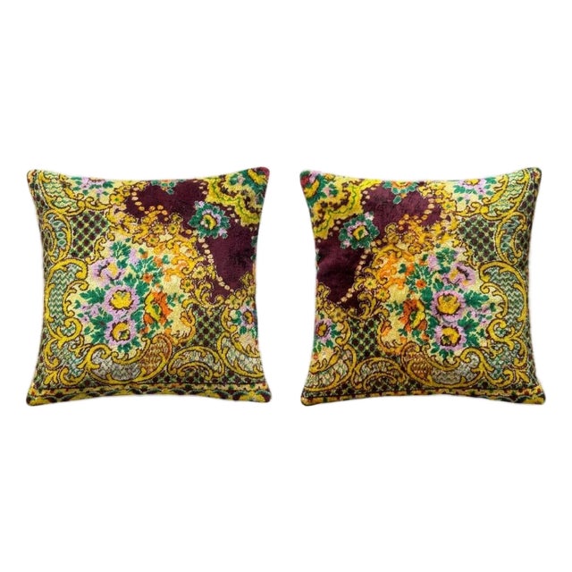 Handwoven Velvet Kilim Pillow Cover 20'' X 20'' - Set of Two For Sale