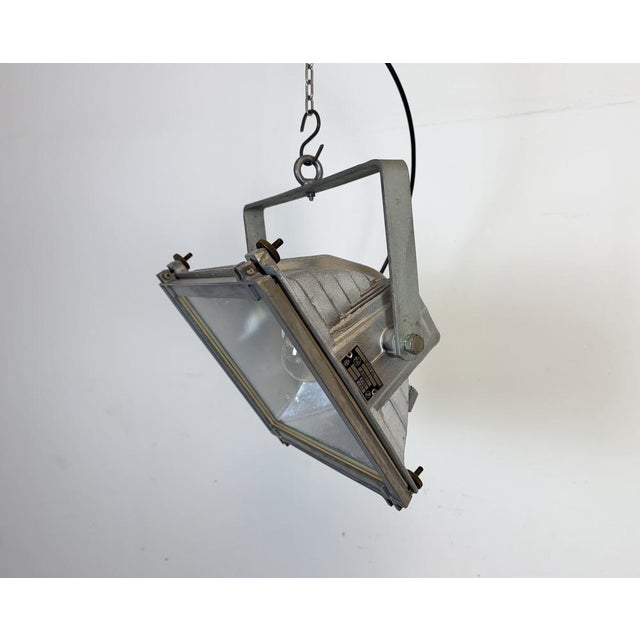 Vintage Grey Theater Spotlight with Glass Cover from Elektrosvit, 1980s For Sale - Image 4 of 18