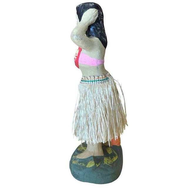 Mid 20th Century Post War Ceramic "Aloha" Hawaiian Dancing Hula Girl W/ Lei & Grass Skirt For Sale - Image 4 of 7