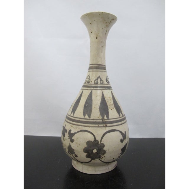 Chinese Cizhou Kiln Style Flower Design Glazed Pottery Vase For Sale - Image 13 of 15