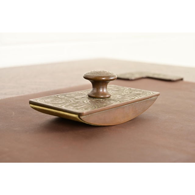 Tiffany Studios Tiffany Studios New York Zodiac Pattern Bronze Rocker Blotter For Sale - Image 4 of 13