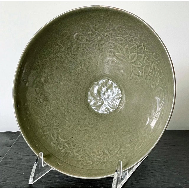 Antique Korean Ceramic Bowl with Carved Design Goryeo Dynasty For Sale In Atlanta - Image 6 of 13