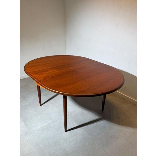 Wood Mid-Century Modern Round to Oval Extendable Teak Dining Table For Sale - Image 7 of 7