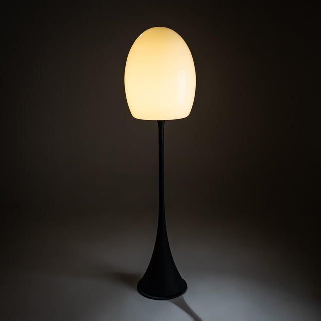 Glass 1980s Floor Lamp “Fungus” by Vistosi, Italy For Sale - Image 7 of 7