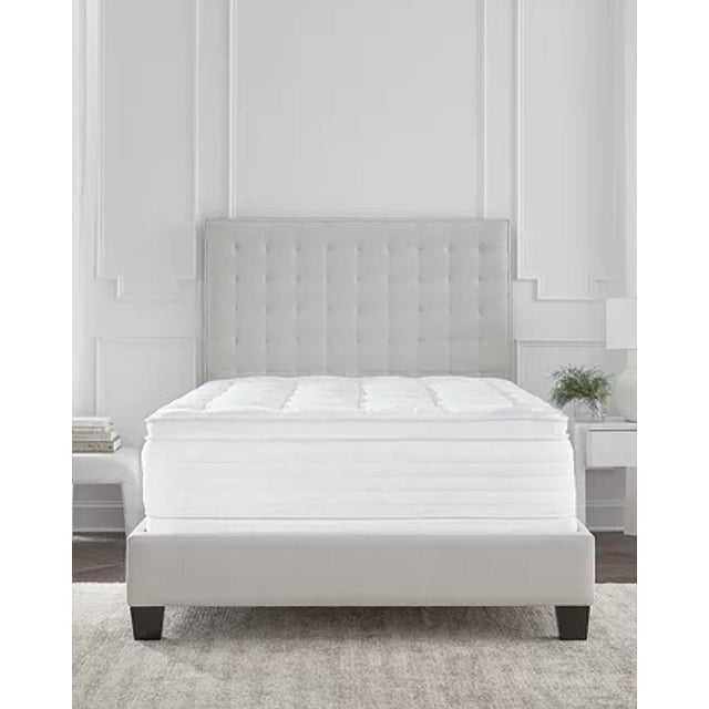 Offering a barely used SFERRA Vicari Queen Mattress, a 100% Bloomingdale’s exclusive from one of the most respected names...