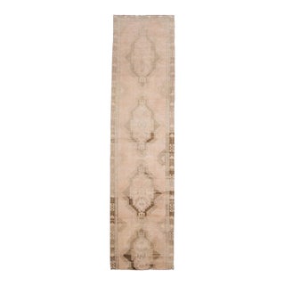 1970s Vintage Handmade Wool Cotton Turkish Beige Runner Rug For Sale