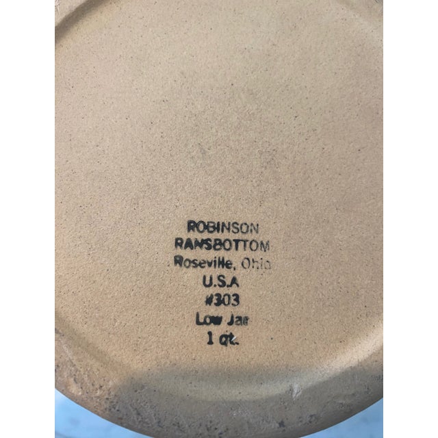 Robinson Ransbottom Pottery Co. Vintage Robinson Ransbottom 1 Qt Low Jar For Sale - Image 4 of 5