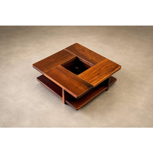 Brazilian Modern Imbuia Coffee Table with Central Flower Vase Opening and Open Display Shelves, Casa Finland, Brazil, 1960s - lot 1129 For Sale - Image 12 of 18