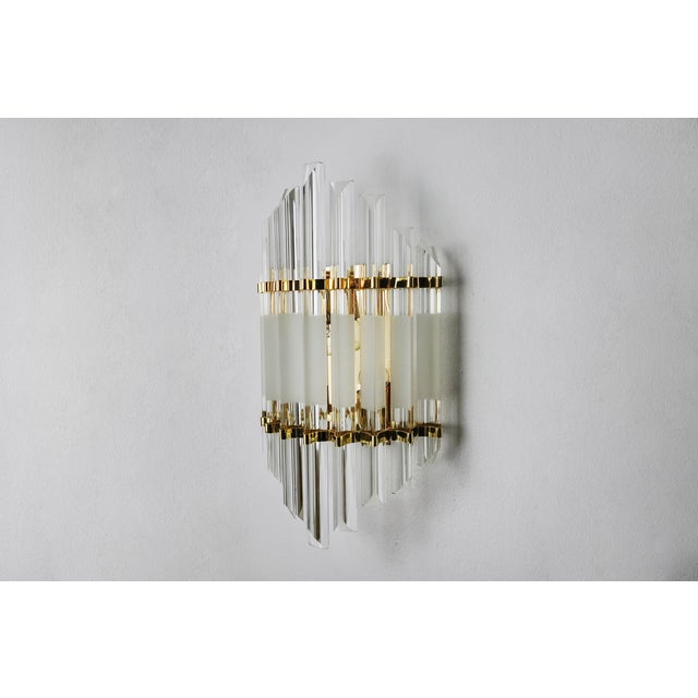 Hollywood Regency Venini Wall Lamp in Murano Triedri Glass, Italy, 1970s For Sale - Image 3 of 8