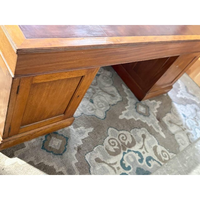 Brown 19th Century Large Size Antique English Geogra Style Oak Leather Top Double Pedestal Partner Executive Desk For Sale - Image 8 of 18