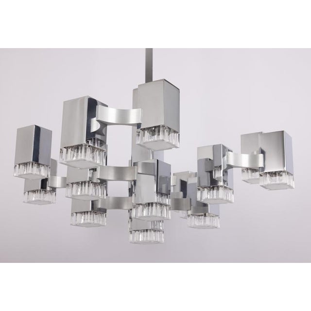 1960s Large Cubic Chrome and Acrylic Glass 17-Light Chandelier by Gaetano Sciolari, Italy, 1960s For Sale - Image 5 of 18
