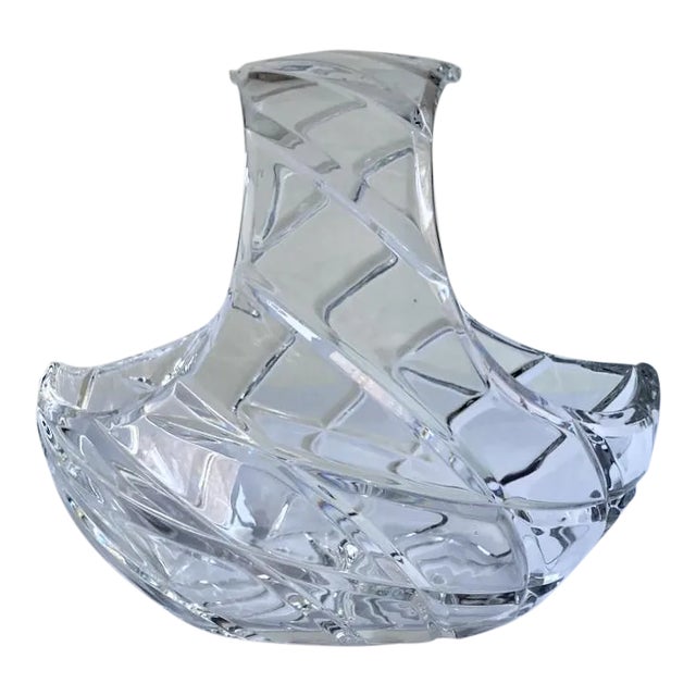 Late 20th Century Diamond Cut Clear Crystal Handled Basket For Sale