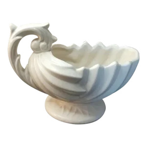 1950s McCoy Beige Scalloped Planter
