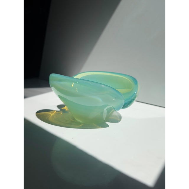 Vintage Murano Uranium Glass Ashtray, Italy, 1950s For Sale - Image 4 of 6