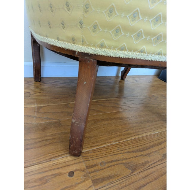 Victorian Spoon Parlor Chair - 1800s For Sale - Image 4 of 5