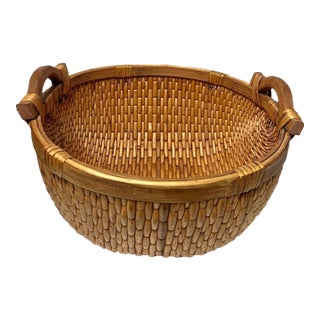 Late 20th Century Vintage Large Hand Woven Vintage Round Willow Rice Basket With Wooden Handles For Sale