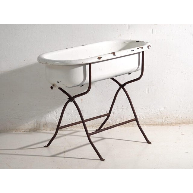 Black Bathtub in Enamelled Iron, Central Europe, 1950 For Sale - Image 8 of 12